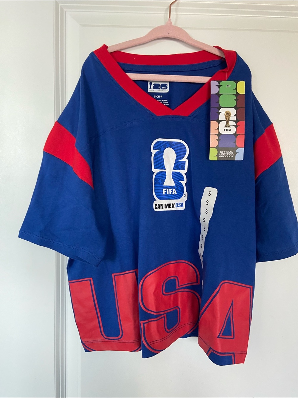 women FIFA USA Blue & Red Soccer Top oversized New